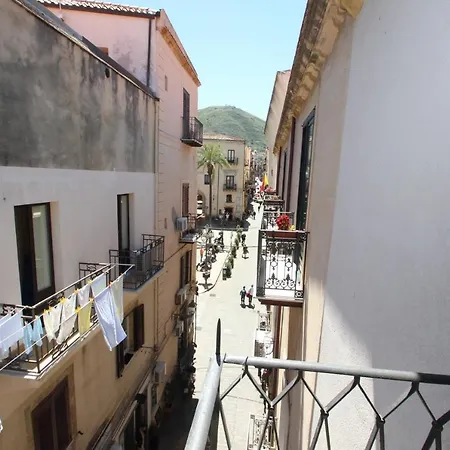 Kefa Holiday - Di Ruggero * Cefalù